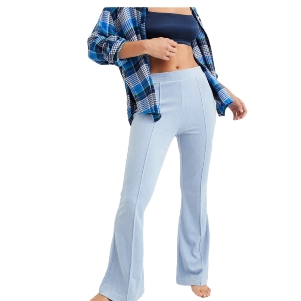 Women's Aerie Groove-On Rib Velour Flare High Rise Pant light blue Size: Long M